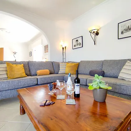 Stunning Casa Nicole By Be Cherish Vila